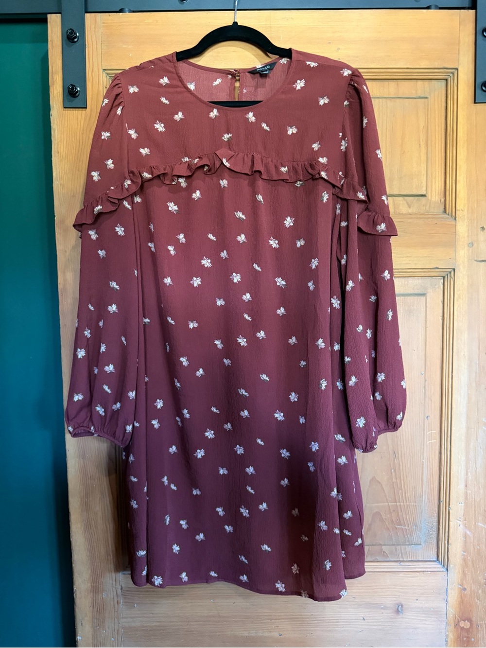 RW&CO. Burgundy Floral Ruffle Long-Sleeve Dress
